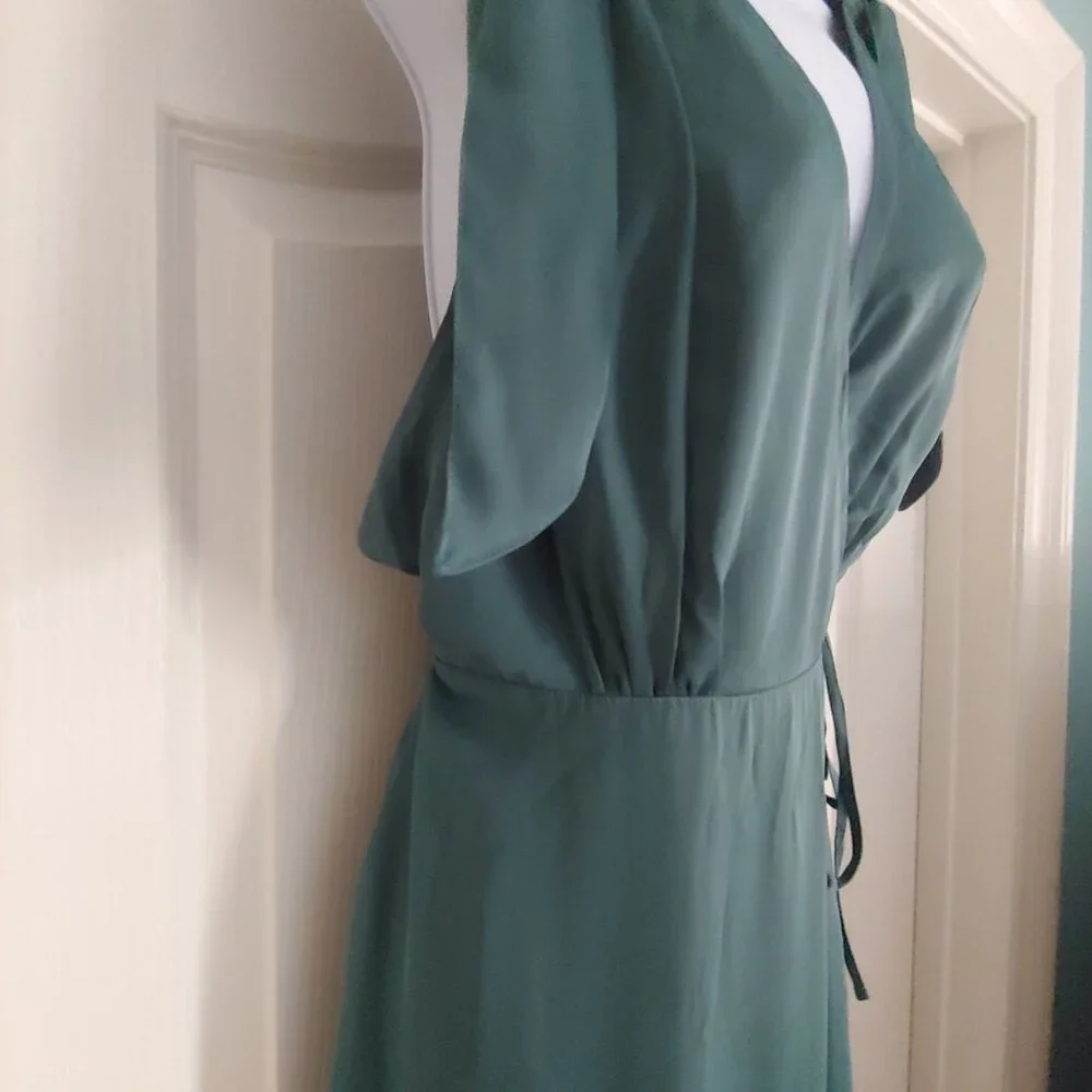 Abercrombie & Fitch Grecian Wrap Forrest Green Flowy Silky Maxi Dress Mt